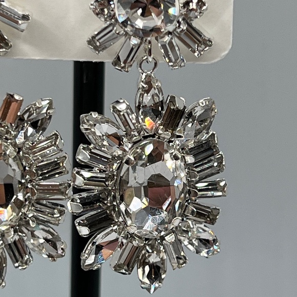 Baubles Chandelier Austrian Crystal Silver Earrings $12 EA or Bundle 3/$20 - Picture 2 of 11